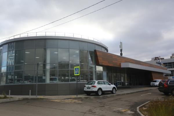 Очнулась - кредит: улыбчивые менеджеры казанского автосалона развели клиентку на покупку &laquo;Фольксвагена&raquo; с &laquo;допами&raquo;