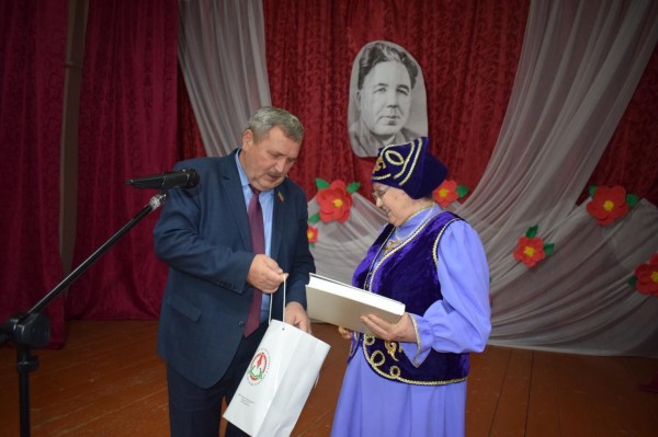 В Нижегородской области установят памятник Кави Наджми (ФОТО)