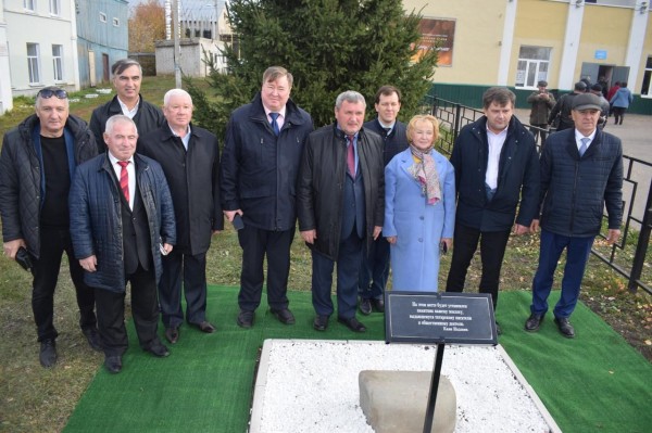 В Нижегородской области установят памятник Кави Наджми (ФОТО)