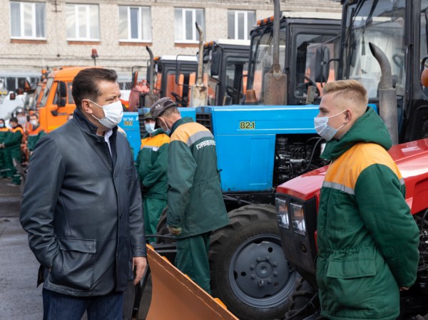 К началу следующего года в Казань дополнительно поступит 55 единиц техники для очистки дорог от снега