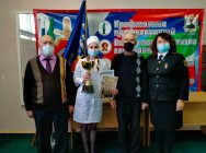 В Елабуге при участи Общественного совета при ОМВД России по Елабужскому району прошел смотр строя и песни среди студенческих отрядов ФОРПОСТ