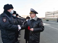 Полицейские Татарстана в День сотрудника органов внутренних дел получили ключи от служебных автомобилей