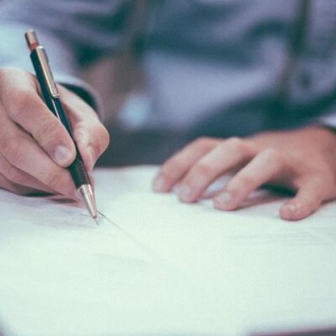 В Нижнекамске из-за отказа вакцинироваться уволили 13 педагогов