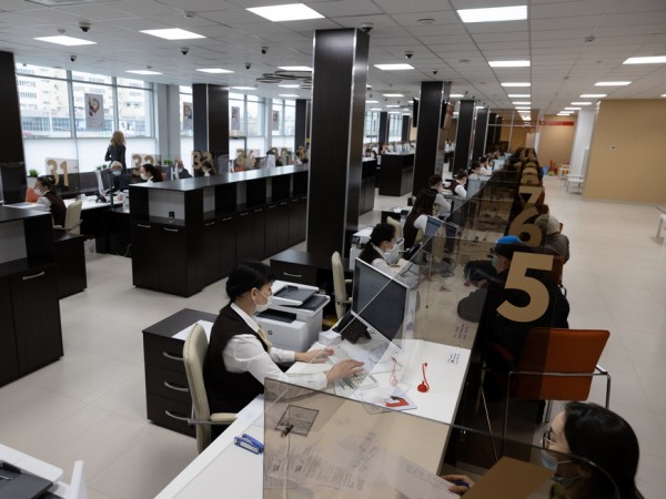 Казанцы могут распечатать в МФЦ QR-коды без регистрации на портале госуслуг Казанцы могут распечатать в МФЦ QR-коды без регистрации на портале госуслуг