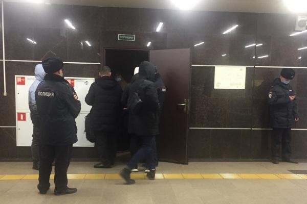 &laquo;Я же уже руку в карман сунула, чтобы ее достать!&raquo;: в Казани снова идет охота на безмасочников