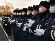 Полицейские Татарстана в День сотрудника органов внутренних дел получили ключи от служебных автомобилей