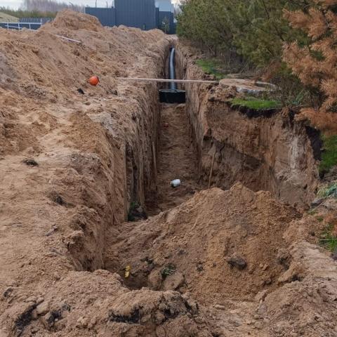 В коттеджном поселке &laquo;Брайт Парк&raquo; под Казанью рабочих погребло под землей. Одному из них было 14 лет