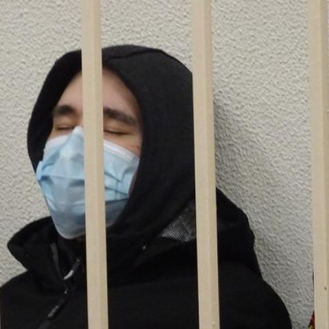 Mash: устроившему бойню в гимназии Казани Ильназу Галявиеву запретили писать родным на татарском языке