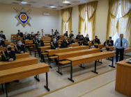 Начальник Управлении МВД России по г. Казани провел онлайн видеоурок для учащихся Елабужского Суворовское военного училища МВД РФ по профилактике преступлений, совершенных с использованием IT-технологий