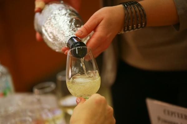 «Это шампанское такое пьяное!..»: в Казани эксперты продегустировали главный новогодний напиток «Это шампанское такое пьяное!..»: в Казани эксперты продегустировали главный новогодний напиток