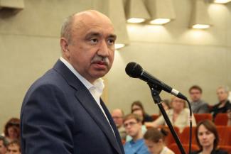 &laquo;Персону такого ранга не будут задерживать на основании слухов&raquo;: Казань ошарашена задержанием ректора КФУ