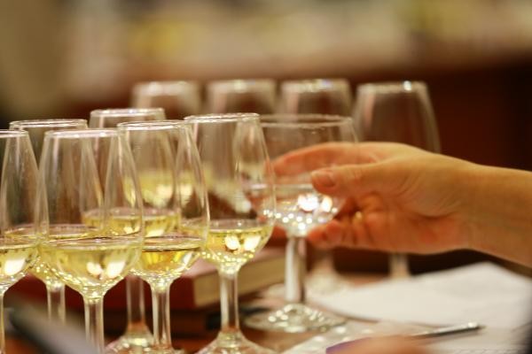 «Это шампанское такое пьяное!..»: в Казани эксперты продегустировали главный новогодний напиток «Это шампанское такое пьяное!..»: в Казани эксперты продегустировали главный новогодний напиток