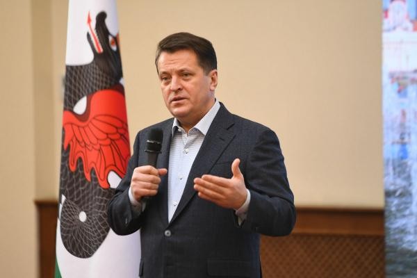 &laquo;У троих моих детей ипотека&raquo;: мэр Казани считает, что за всё надо платить