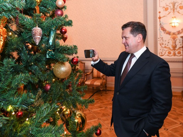 Ильсур Метшин присоединился к благотворительной акции &laquo;Письмо Дедушке Морозу&raquo;