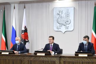 «Людям фиолетово, им доехать надо!»: Ильсур Метшин всыпал подчиненным за «косяки» с закрытием улицы Меховщиков «Людям фиолетово, им доехать надо!»: Ильсур Метшин всыпал подчиненным за «косяки» с закрытием улицы Меховщиков