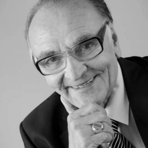 Сегодня актеру театра Камала Иреку Багманову исполнилось бы 90 лет