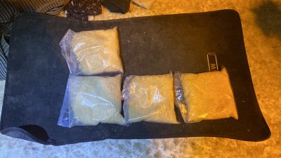 Сотрудники ДПС задержали наркокурьера, взявшего в дорогу для прикрытия жену и ребёнка