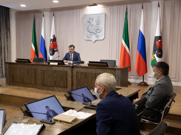 Р.Гафаров: &laquo;Весь город должен быть чистым, независимо от того, двор это или торговая площадка&raquo;