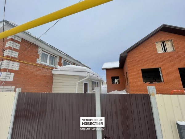 Появились фотографии с места зверского убийства молодой девушки и ее сестры под Челнами