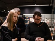 В Казани полицейские исполнили новогоднюю мечту детей, мечтающих стать стражами правопорядка В Казани полицейские исполнили новогоднюю мечту детей, мечтающих стать стражами правопорядка