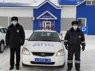 В Татарстане автоинспекторы спасли жизнь 50-летнему мужчине В Татарстане автоинспекторы спасли жизнь 50-летнему мужчине