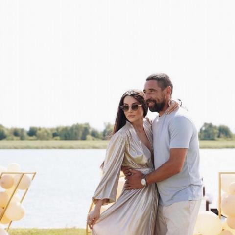 Капитан «Ак Барса» Данис Зарипов в третий раз стал отцом Капитан «Ак Барса» Данис Зарипов в третий раз стал отцом