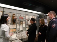 В Казани полицейские исполнили новогоднюю мечту детей, мечтающих стать стражами правопорядка В Казани полицейские исполнили новогоднюю мечту детей, мечтающих стать стражами правопорядка