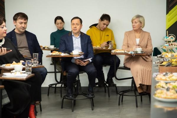 Откройте, полиция!.. Пандемия и проверяющие разогнали из казанских баров и ресторанов посетителей и персонал