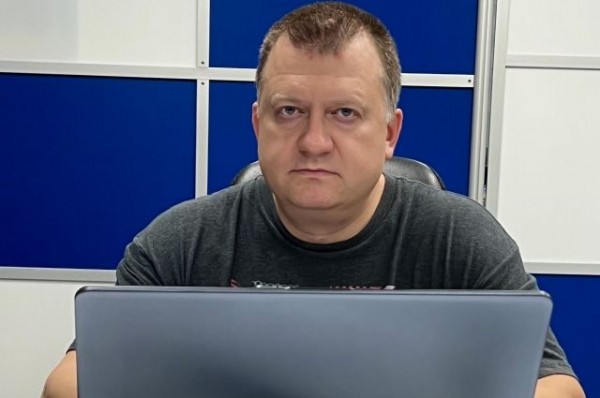 "Главный актив - команда". Гендиректор ООО "ТИТР" стал руководителем года