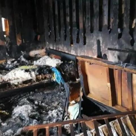 Мужчина поджег жену и троих маленьких детей под Иркутском