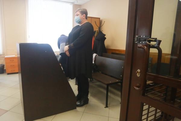 &laquo;Тратила не на себя, а на гимназию&raquo;: в Казани директора школы впервые осудили за взятки с родителей