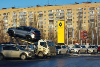&laquo;Лады&raquo; по цене иномарок и китайские &laquo;айфоны&raquo;: что ждет казанцев в новой реальности