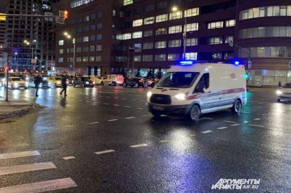 В Казани девушка погибла при падении из окна 26-го этажа