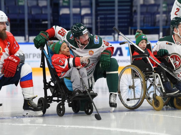 Ильсур Метшин на благотворительном матче &laquo;Хоккей &ndash; каждому&raquo;: &laquo;Пусть это станет доброй традицией&raquo;