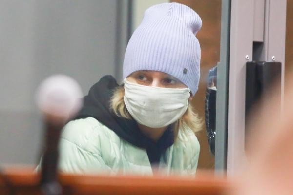 Врешь, не уйдешь: в Казани никак не накажут отпетую мошенницу, которая кинула на миллионы три банка Врешь, не уйдешь: в Казани никак не накажут отпетую мошенницу, которая кинула на миллионы три банка