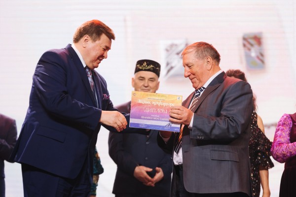 В Казани состоялся гала-концерт &laquo;Халык җәүһәрләре&raquo; (ФОТО)