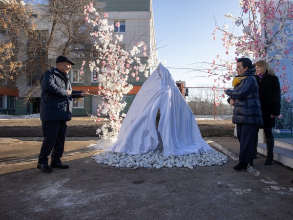 В Казани заложили первый камень в фундамент будущего перинатального центра