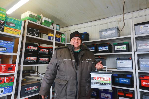 &laquo;Будут стирать шины до нуля&raquo;: для казанцев становятся роскошью не только автомобили, но и запчасти