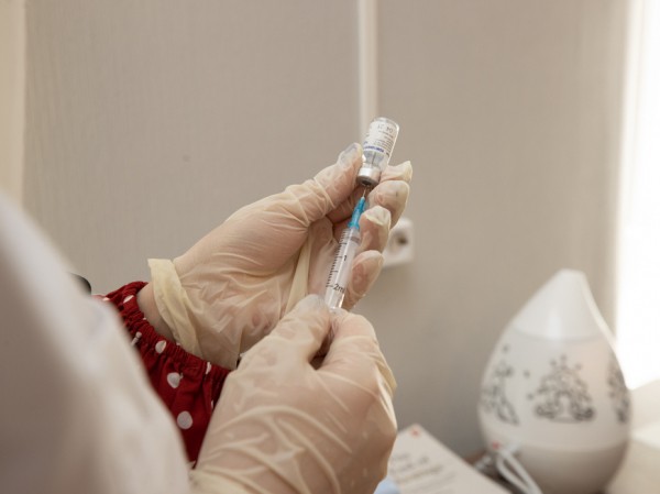 Мобильный пункт вакцинации в ТЦ &laquo;Мега&raquo; закроется с 10 марта