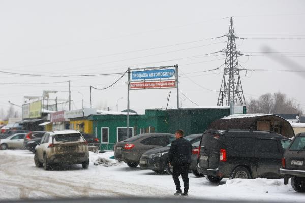 &laquo;Будут стирать шины до нуля&raquo;: для казанцев становятся роскошью не только автомобили, но и запчасти