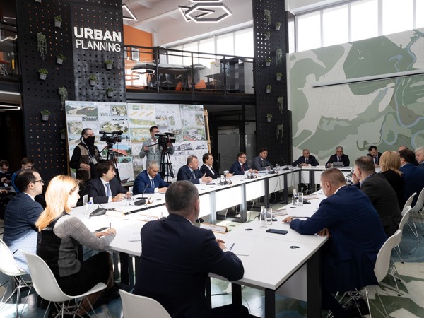 Ильсур Метшин встретился с представителями строительной отрасли для обсуждения мер поддержки бизнеса