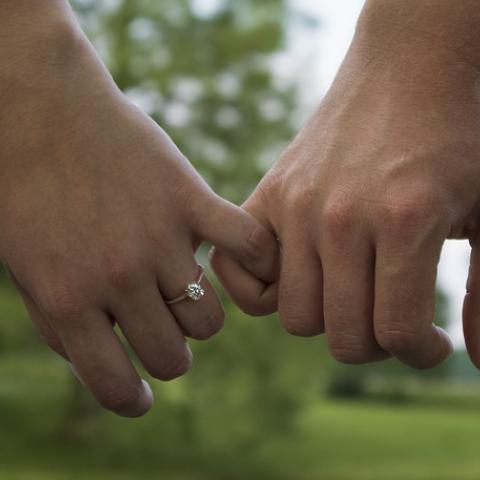 Российских супругов задумали разводить только после обязательной процедуры