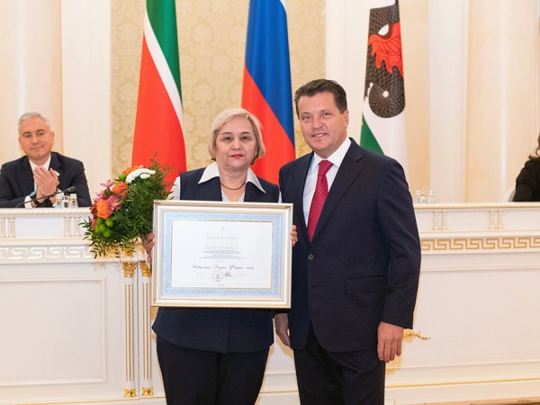 Ильсур Метшин вручил награды на XIII сессии Казанской городской Думы 