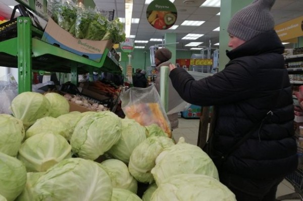 Казанские сетевики планируют снять ограничение продажи товара в одни руки Казанские сетевики планируют снять ограничение продажи товара в одни руки