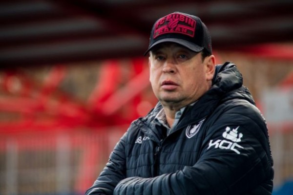 Слуцкий о контракте с «Рубином»: «Я готов жить 300 лет и работать» Слуцкий о контракте с «Рубином»: «Я готов жить 300 лет и работать»