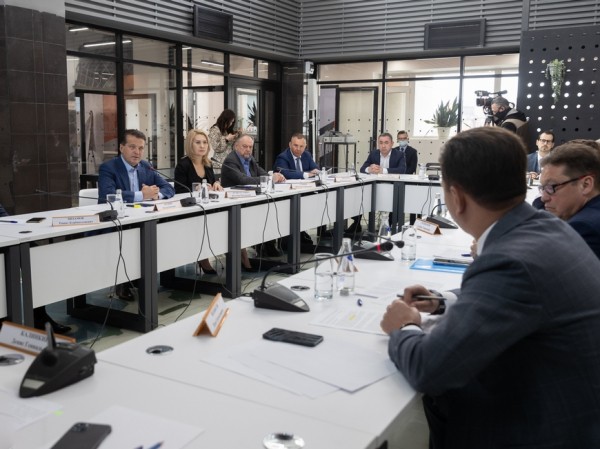 Ильсур Метшин встретился с представителями строительной отрасли для обсуждения мер поддержки бизнеса