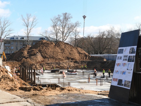В Дербышках началось строительство детской поликлиники &ndash; И.Метшин проверил ход работ