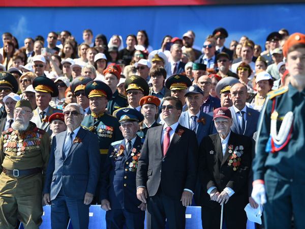 Р.Минниханов: &laquo;Несмотря на все тяготы и лишения, наш народ выстоял, и подвиги наших земляков никогда не сотрутся из памяти&raquo;