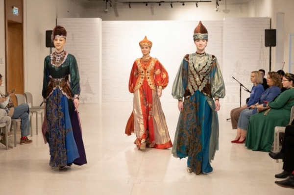 Национальные татарские костюмы покажут в Казанском Кремле