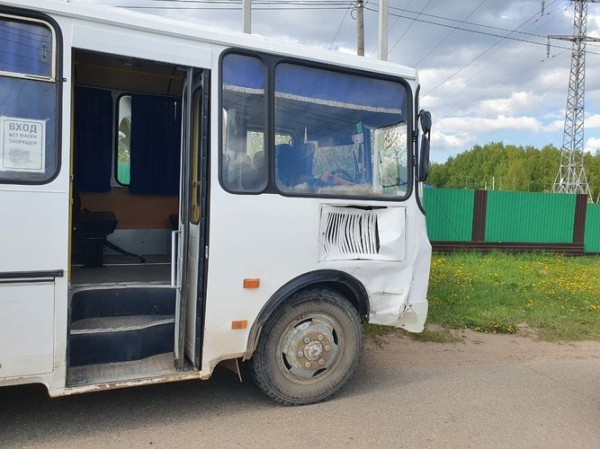 В Елабуге при столкновении с автобусом насмерть разбился 14-летний мотоциклист